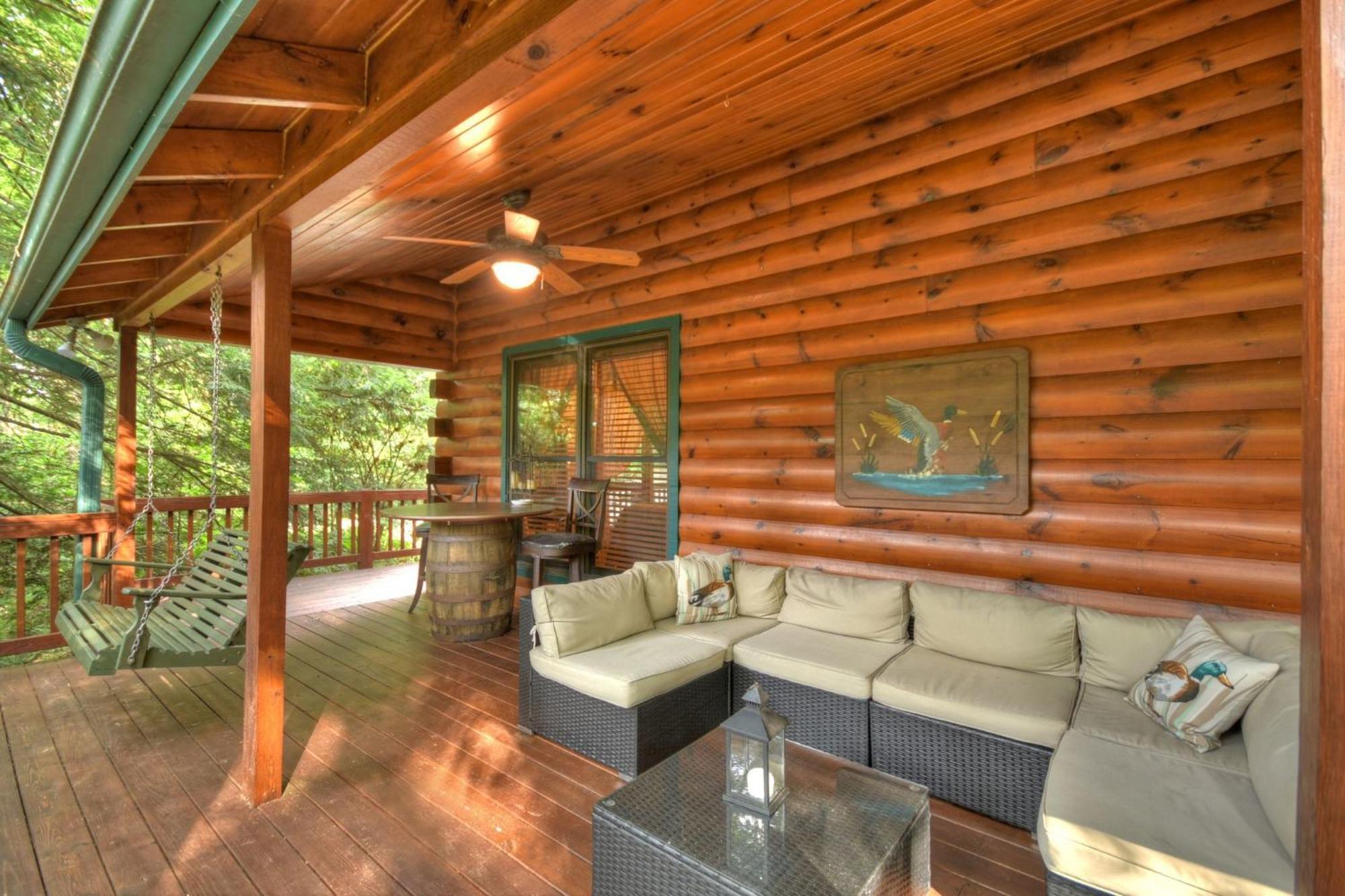 K6 Lodge Gather Around The Firepit Soak In The Hot Tub And Splash In The Creek Blue Ridge Bagian luar foto