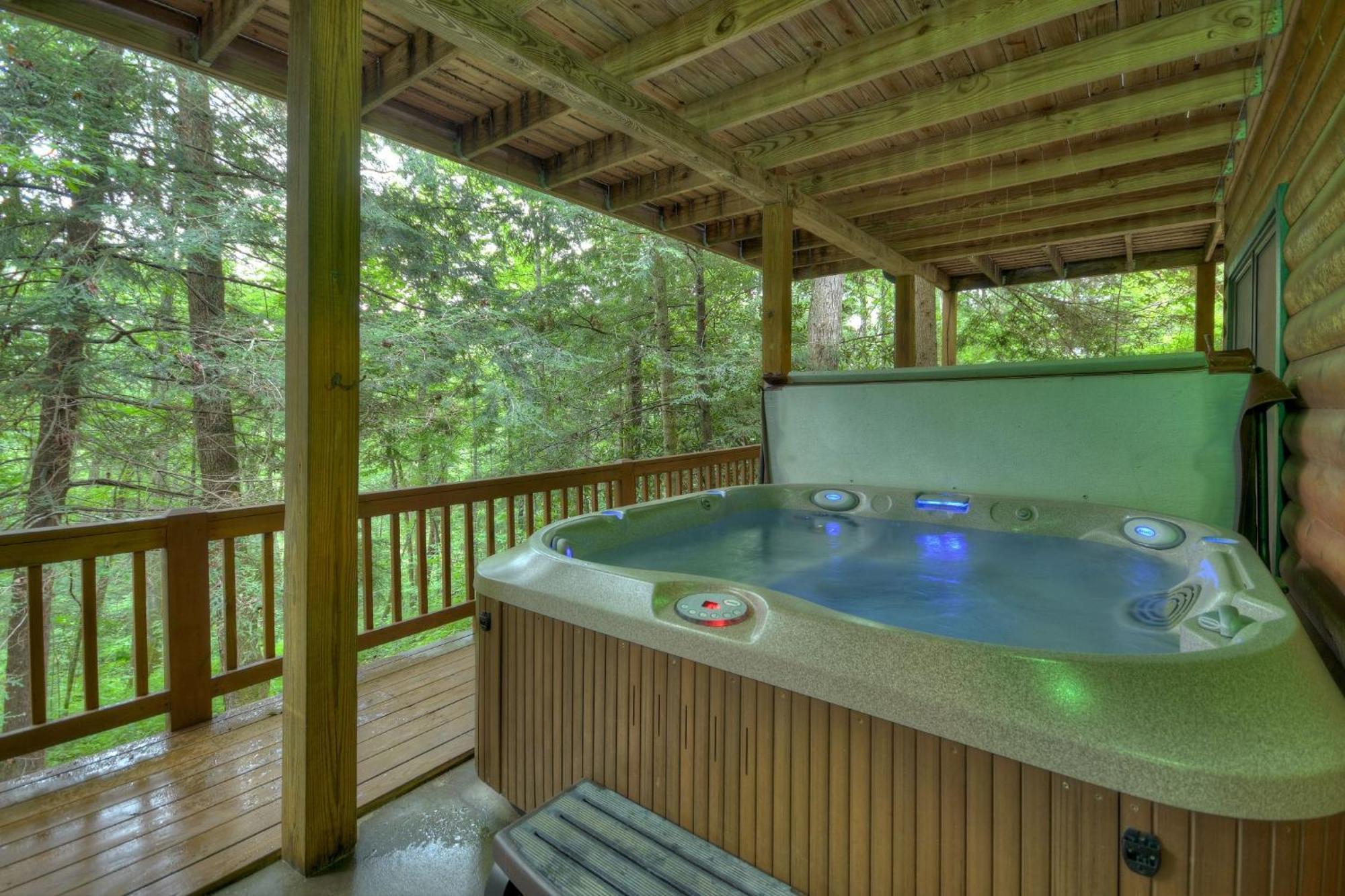 K6 Lodge Gather Around The Firepit Soak In The Hot Tub And Splash In The Creek Blue Ridge Bagian luar foto