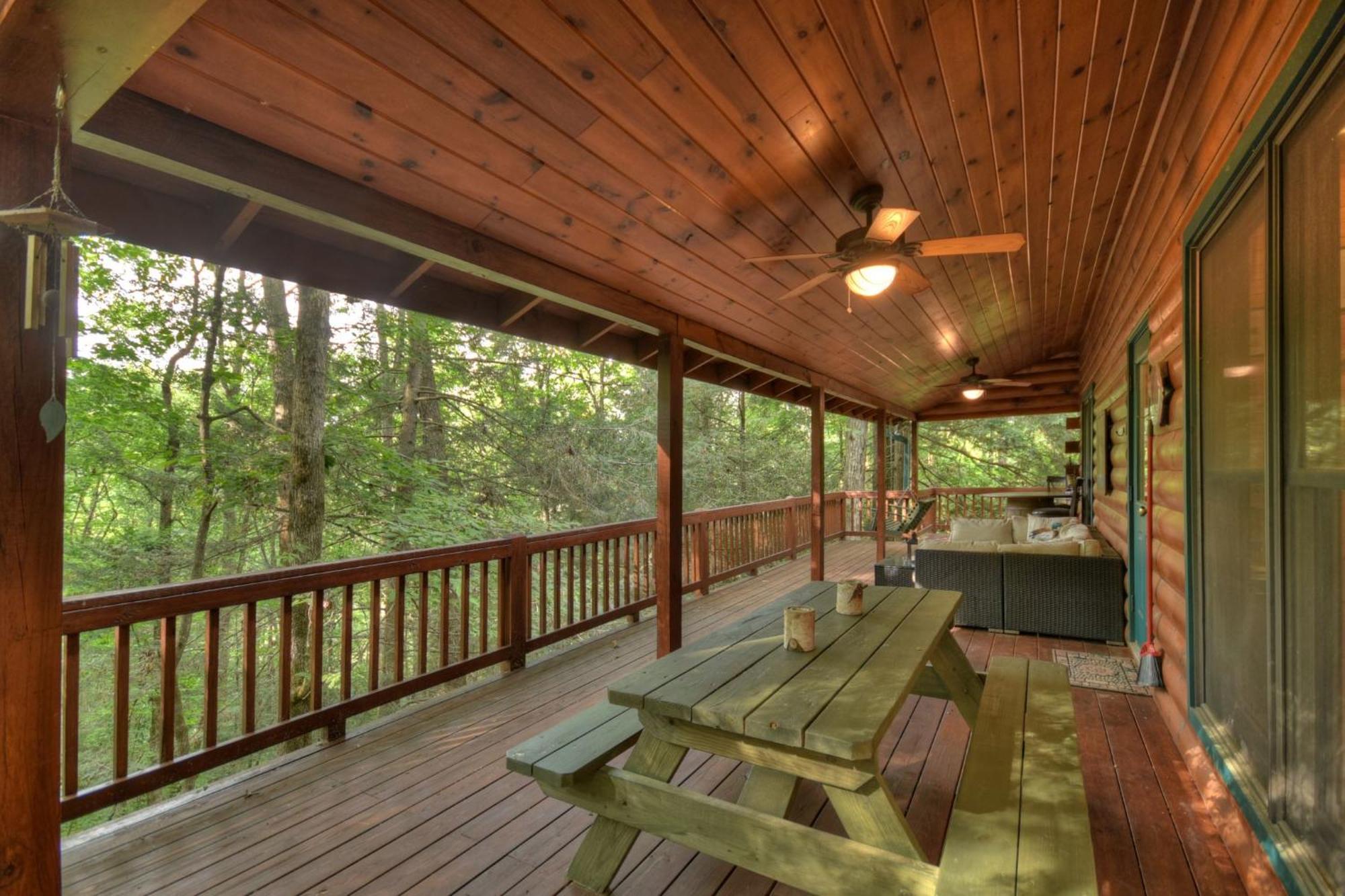K6 Lodge Gather Around The Firepit Soak In The Hot Tub And Splash In The Creek Blue Ridge Bagian luar foto