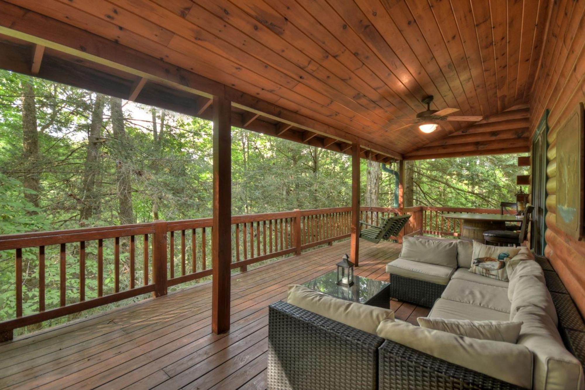 K6 Lodge Gather Around The Firepit Soak In The Hot Tub And Splash In The Creek Blue Ridge Bagian luar foto