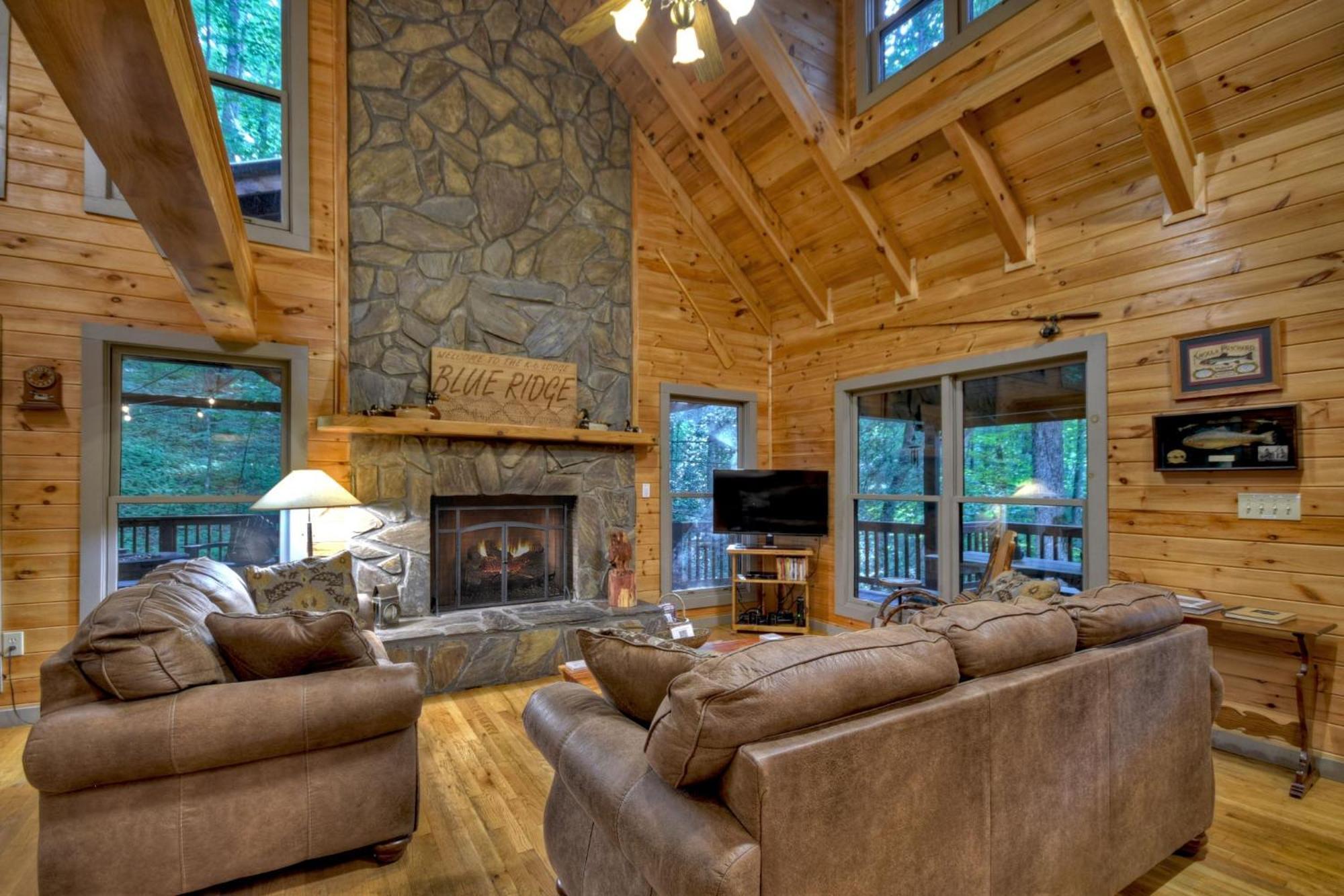 K6 Lodge Gather Around The Firepit Soak In The Hot Tub And Splash In The Creek Blue Ridge Bagian luar foto