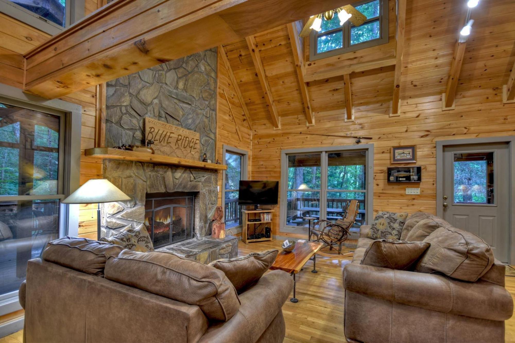 K6 Lodge Gather Around The Firepit Soak In The Hot Tub And Splash In The Creek Blue Ridge Bagian luar foto